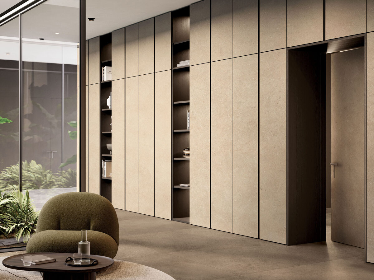 Grandi lastre in gres porcellanato Florim esposte in showroom in Campania